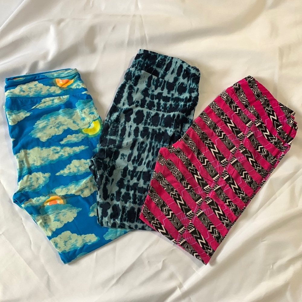 LuLaRoe-4 pairs T/C-Tall and Curvy woman’s leggings.